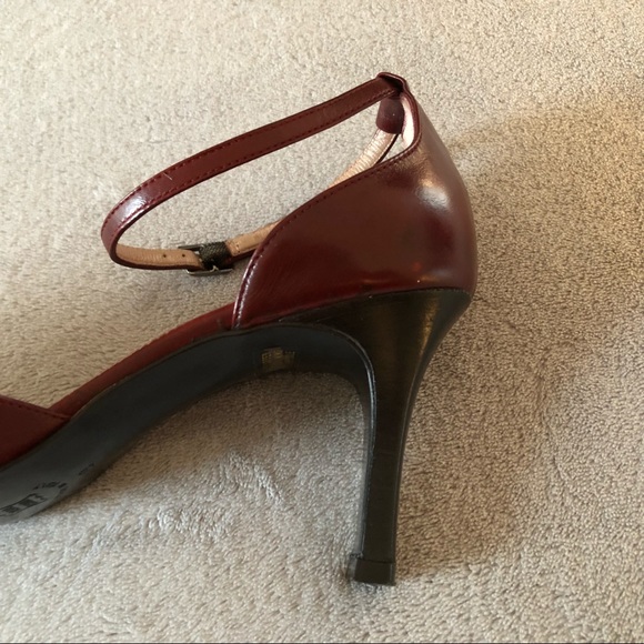 ❌SOLD❌Kenneth Cole Heels with Ankle Strap - Picture 4 of 7